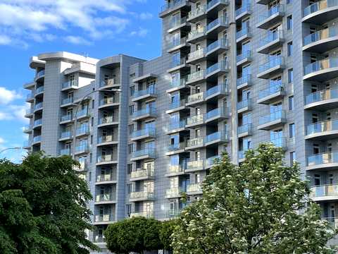 квартира за адресою Раїси Окіпної вул., 18