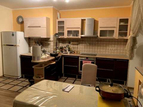 квартира за адресою Верховинна вул., 37