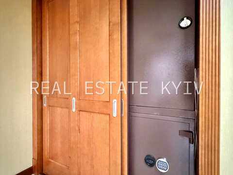 коммерческая по адресу Шота Руставели ул., 44