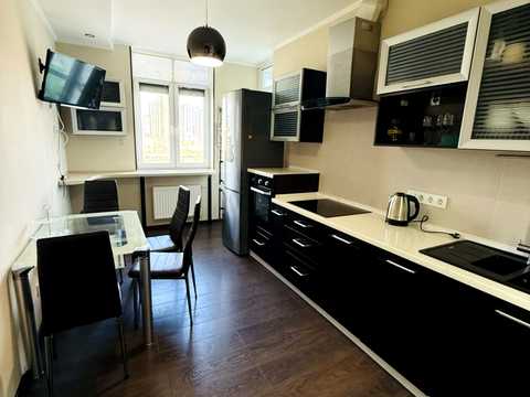 квартира за адресою Саперно-Слобідська вул., 24