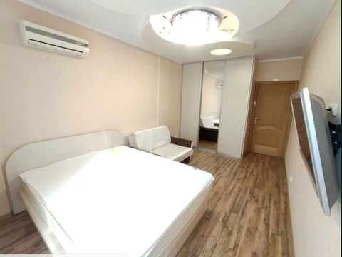 квартира за адресою Регенераторна вул., 4