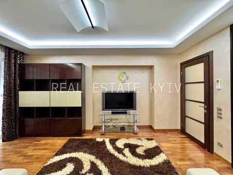 квартира за адресою Панаса Мирного вул., 28-А