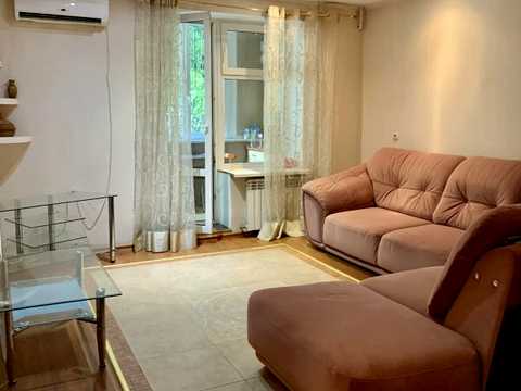 квартира за адресою Тополина вул., 28