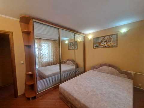 квартира за адресою Паркова вул., 44