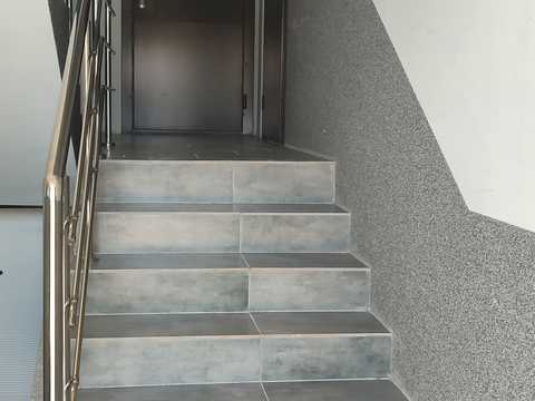 комерційна за адресою Лісорубна вул., 4