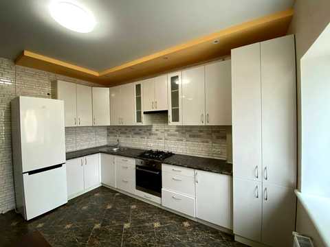 квартира по адресу Романа Андріюка, 7а