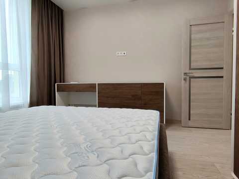 квартира за адресою Олеся Бердника вул., 1-Д