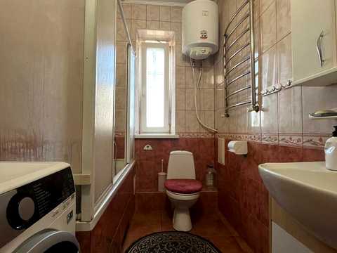 квартира за адресою Науки просп., 62-А