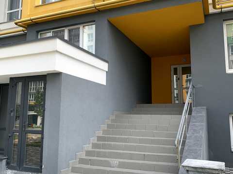 квартира за адресою Машинобудівників вул., 16