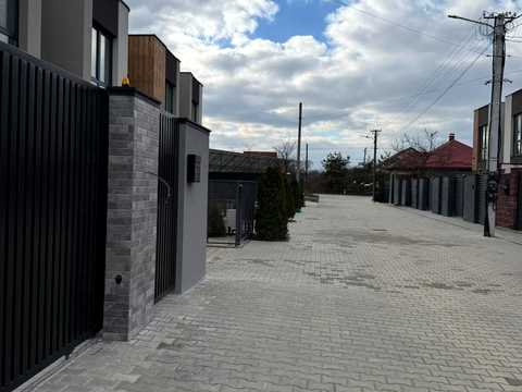 дом по адресу Остапа Вишні ул., 15