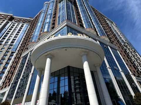 комерційна за адресою Глибочицька вул., 73