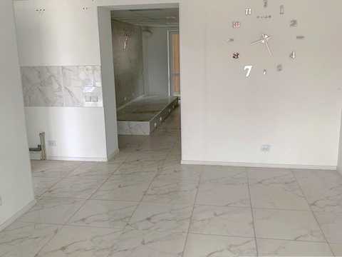 комерційна за адресою Симона Петлюри вул., 71-Б