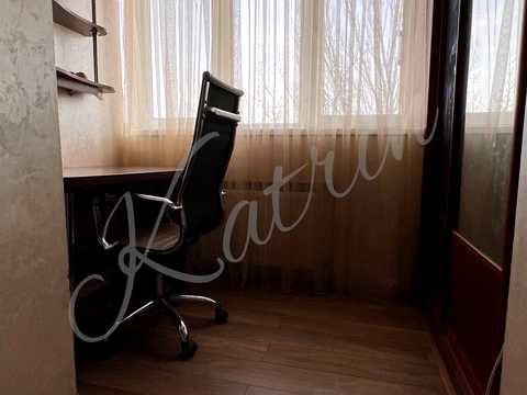 квартира за адресою Космодромна вул., 3