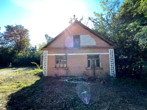 комерційна за адресою смт. Млинів, вул. Кірова, 52
