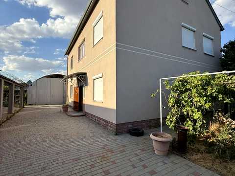 будинок за адресою с. Олександрівка, Одеська, 10