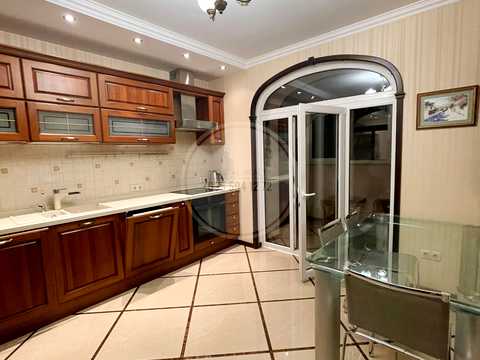 квартира по адресу Николая Амосова ул., 4
