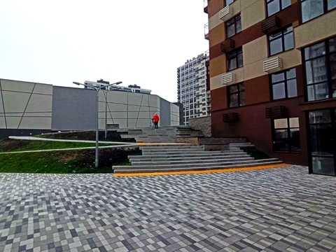 коммерческая по адресу Олександра Олеся ул., 2-А