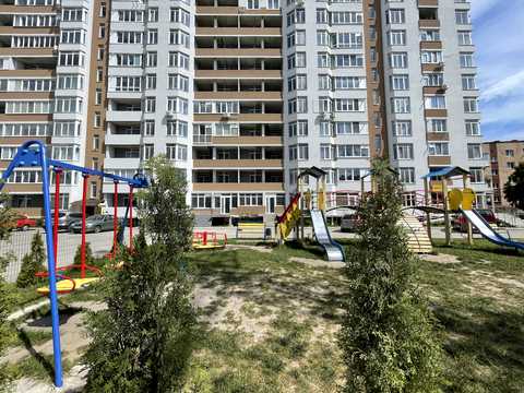 квартира за адресою Злуки просп., 7
