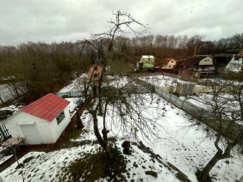 дом по адресу Центральна