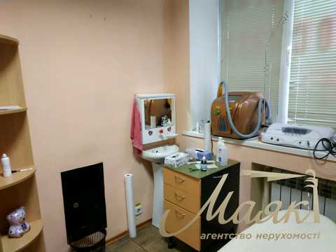 коммерческая по адресу Михаила Бойчука ул. (Кіквідзе), 18-А