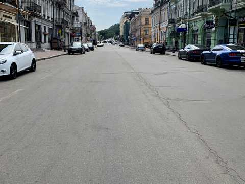 коммерческая по адресу Петра Сагайдачного ул., 25-Г