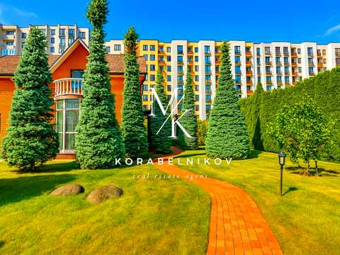 будинок за адресою Освіти вул., 12