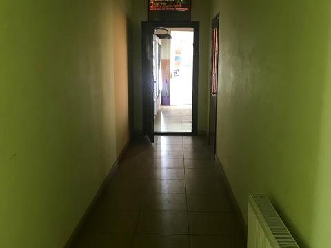 комерційна за адресою Андрея Шептицького вул., 5