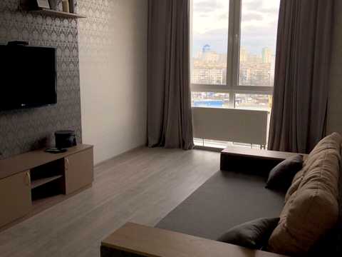 квартира по адресу оксамитова, 9а