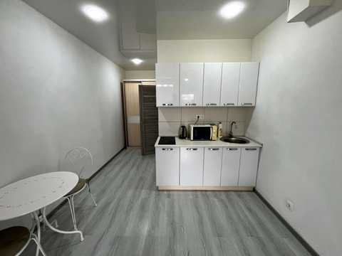 квартира за адресою Євгена Чикаленка вул. (Матросова), 8а
