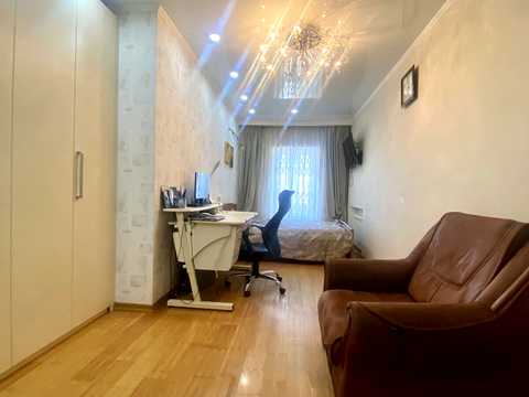 квартира за адресою Михайла Болтенка вул. (Адмірала Лазарєва), 40