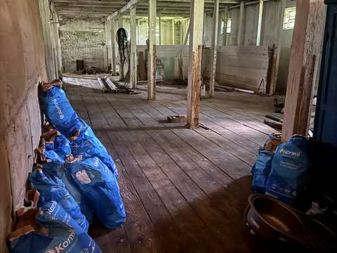 комерційна за адресою Дрогобицька вул., 105В