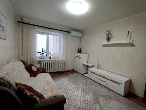 квартира по адресу Героев просп., 1