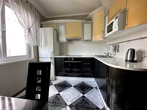 квартира за адресою Степана Олійника вул., 3