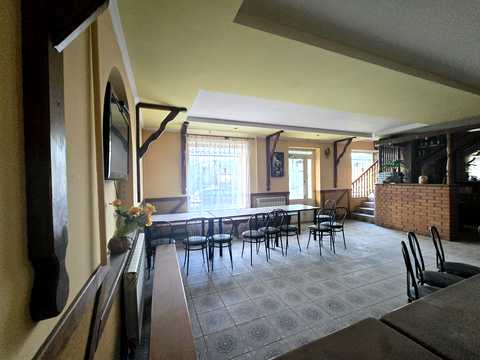 комерційна за адресою с. Рясне-Руське, Паркова, 3