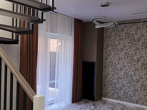 дом по адресу Провулок світлий, 1