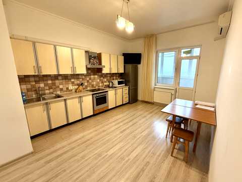 квартира за адресою Радунська вул., 8/13