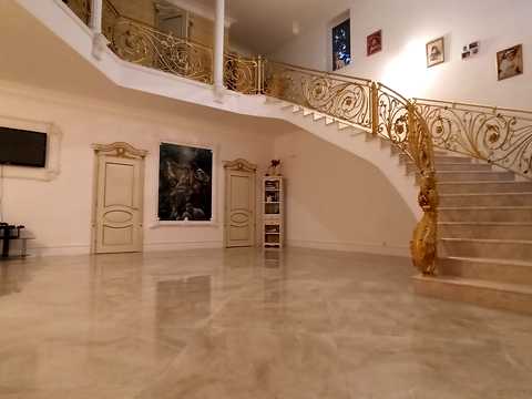 дом по адресу Комарова