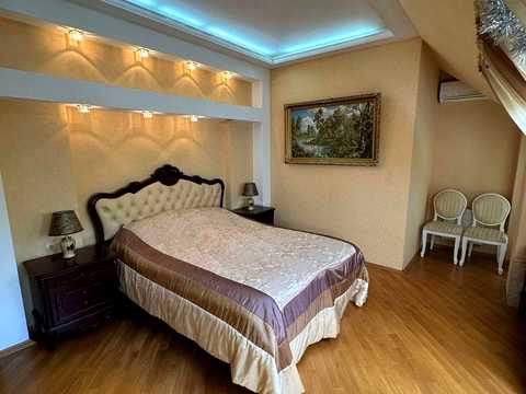 квартира за адресою Івана Франка вул., 137