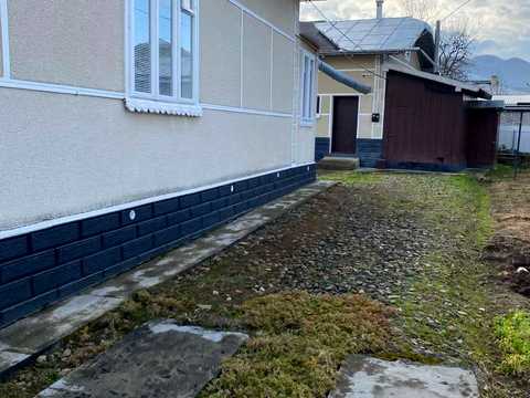 будинок за адресою Шкільна