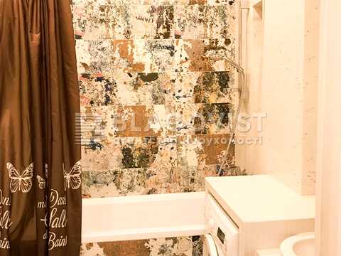квартира за адресою Регенераторна вул., 4 к3