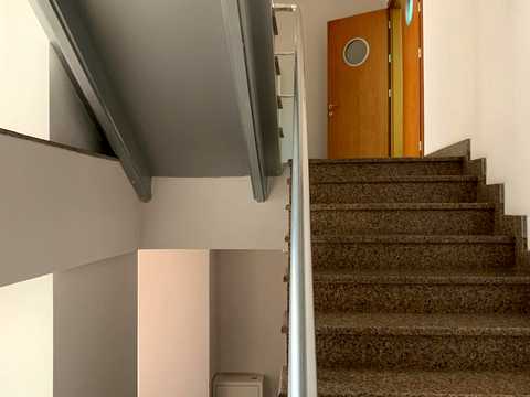комерційна за адресою Базарна вул., 5/1