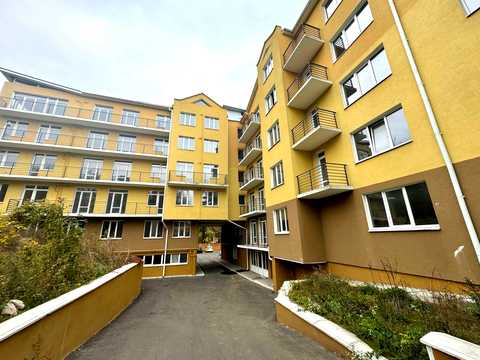 квартира за адресою Українська, 44