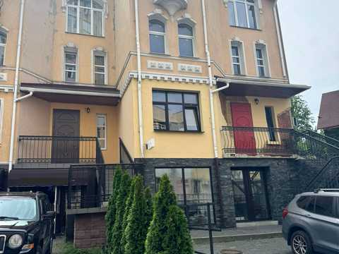 будинок за адресою Жамбила Жабаєва вул. (Кузьминська), 7Л