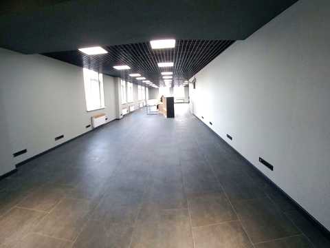комерційна за адресою Степана Бандери просп. (Московський), 9 Б