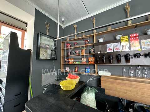 комерційна за адресою Джерельна вул., 8
