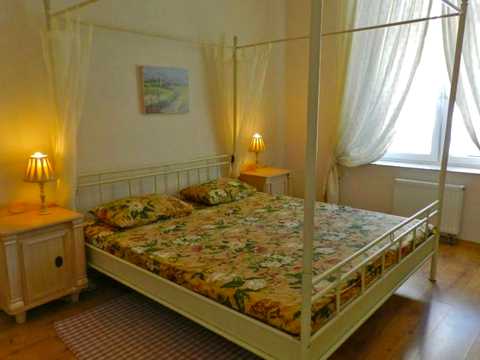 квартира за адресою Дніпровська набережна вул., 26-К