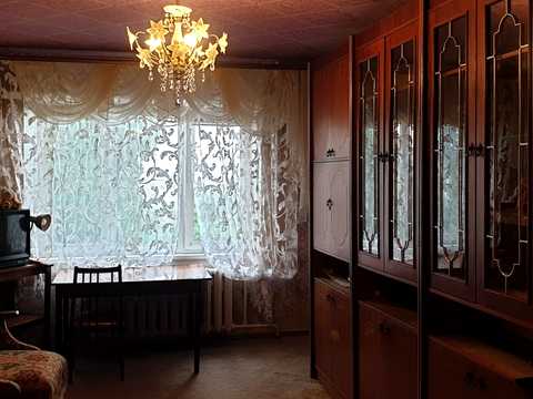 квартира за адресою Князя Ярослава Мудрого просп. (Академіка Глушка), 24а