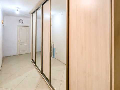 квартира за адресою Жовтнева, 7