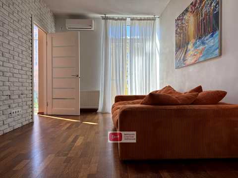 квартира за адресою Регенераторна вул., 4 к2