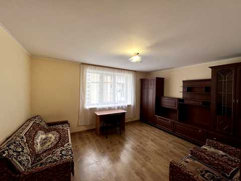квартира за адресою Василя Симоненка вул., 37